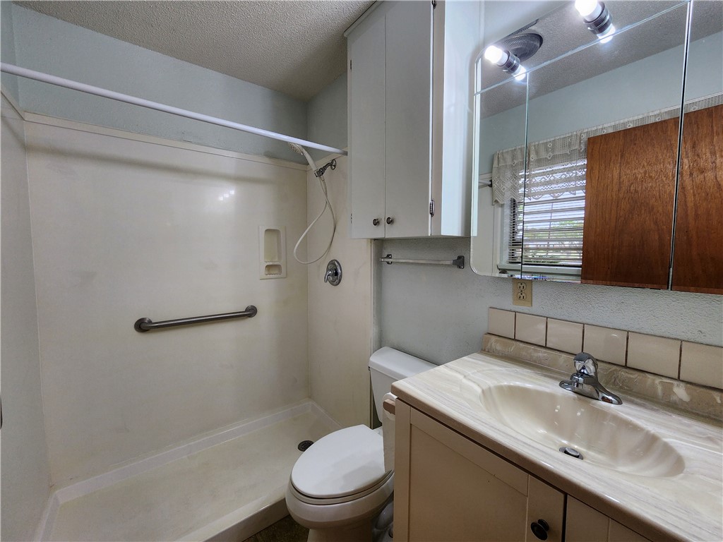 1662 Spicewood Dr Property Photo 25