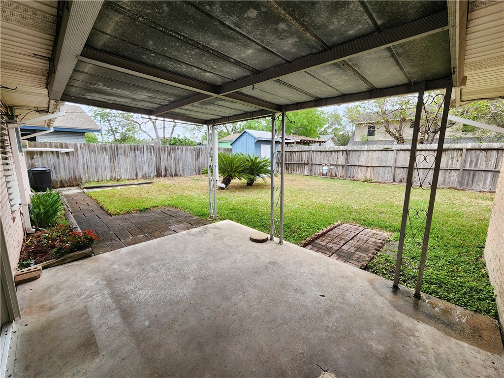 1662 Spicewood Dr Property Photo 38