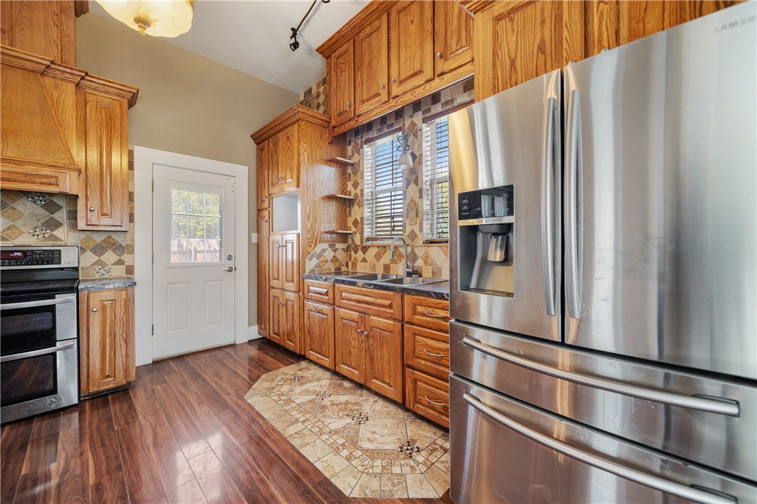 414 Kenedy Property Photo 9