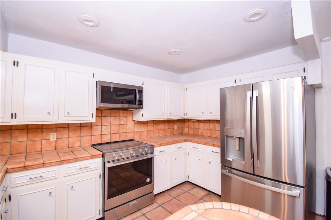 4410 Hebert Property Photo 7