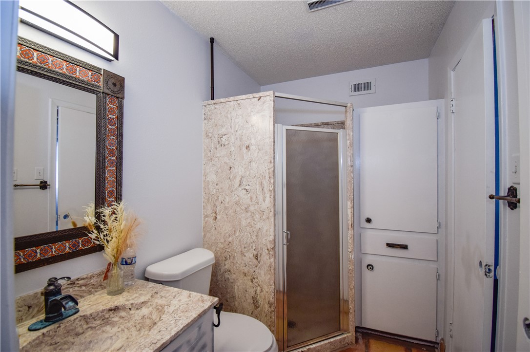 4410 Hebert Property Photo 16