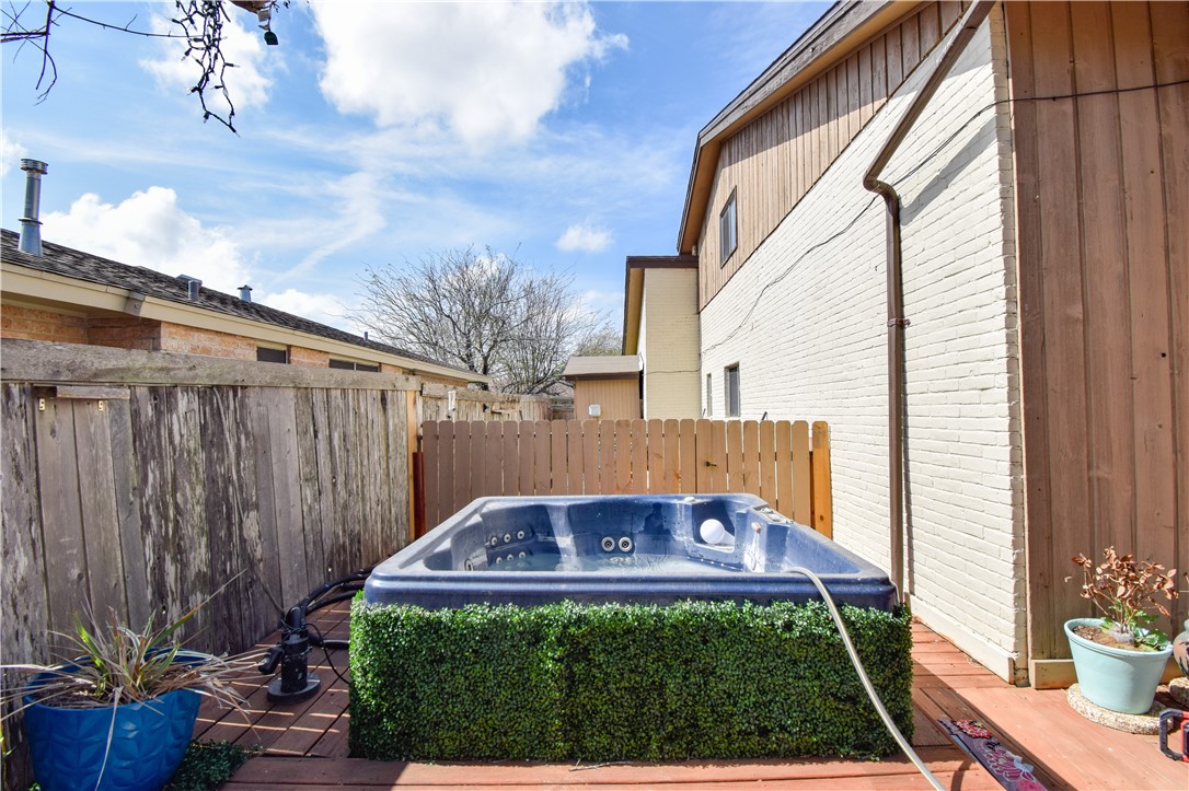 4410 Hebert Property Photo 19