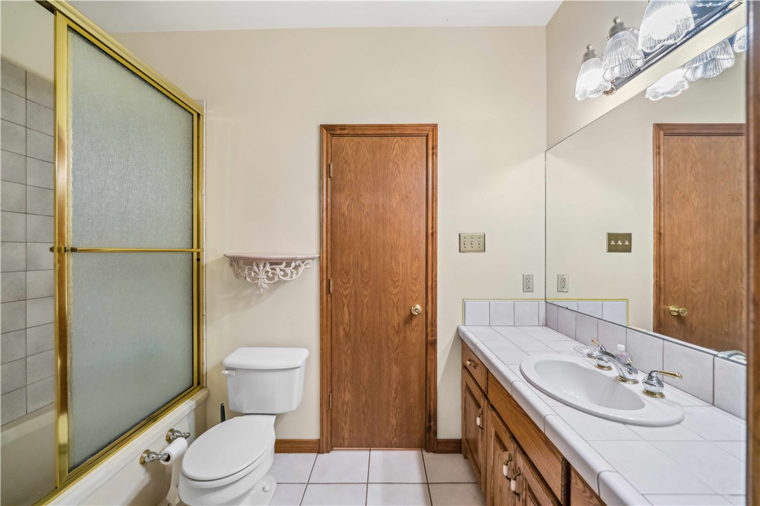 10188 E. Lakeshore Property Photo 7