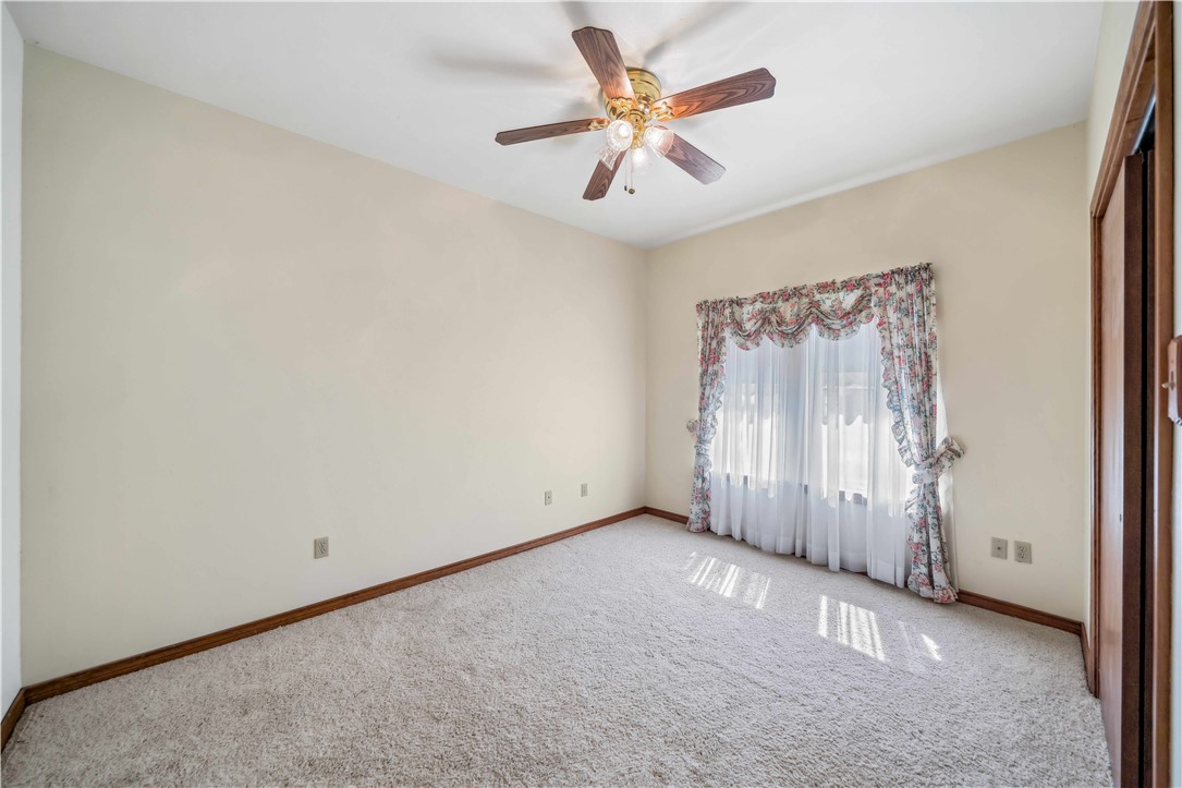10188 E. Lakeshore Property Photo 8
