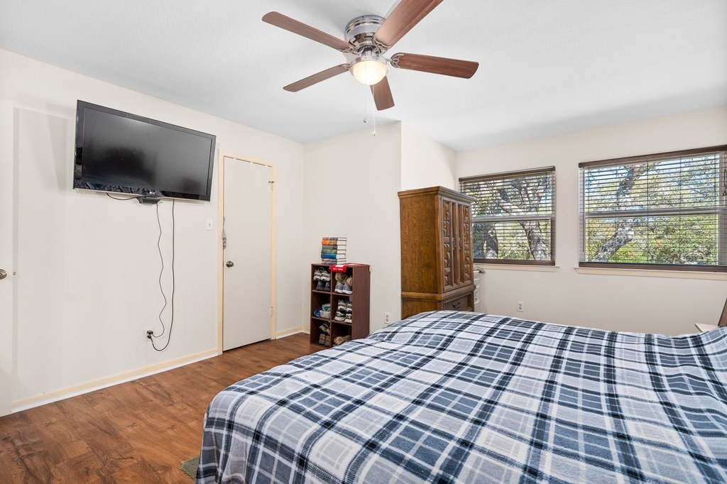 209 Forest Hills #120 Property Photo 14