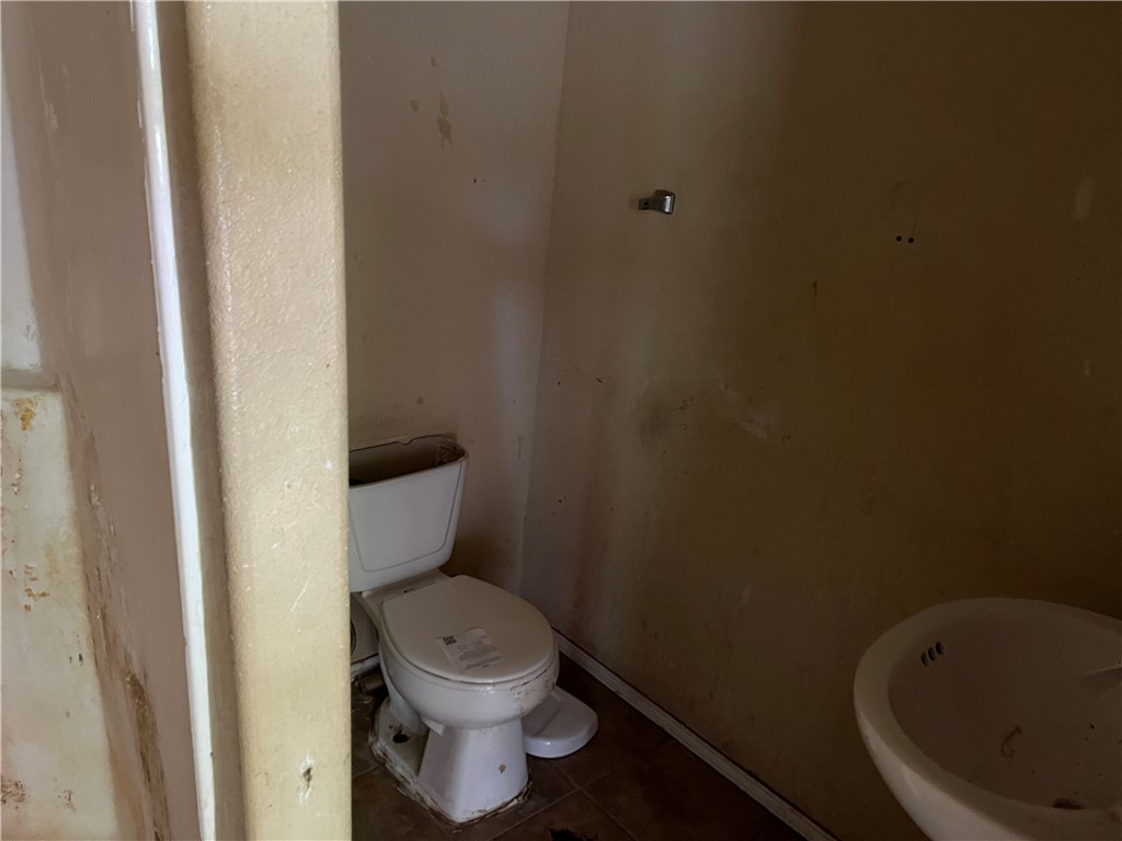 806 N Adams St Property Photo 10