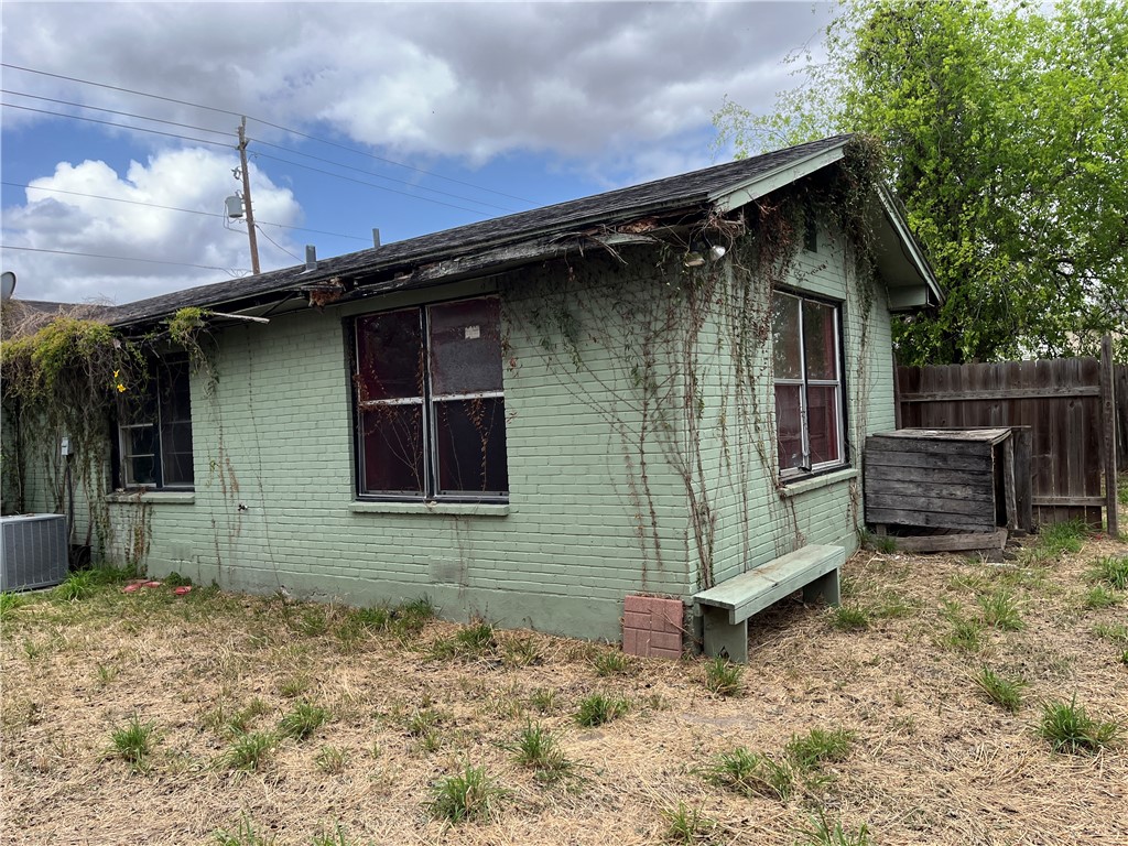 806 N Adams St Property Photo 14