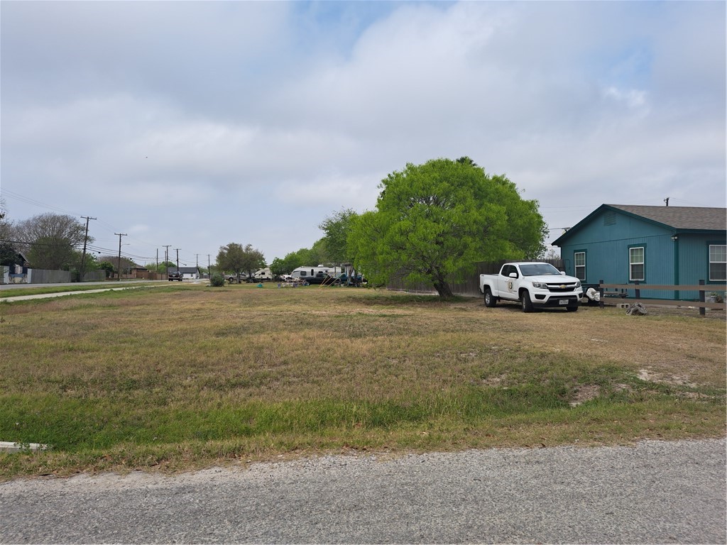 00 Avenue I Property Photo