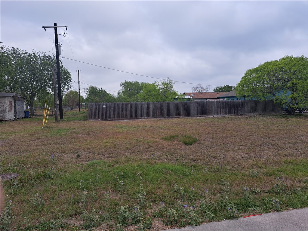 00 Avenue I Property Photo 3