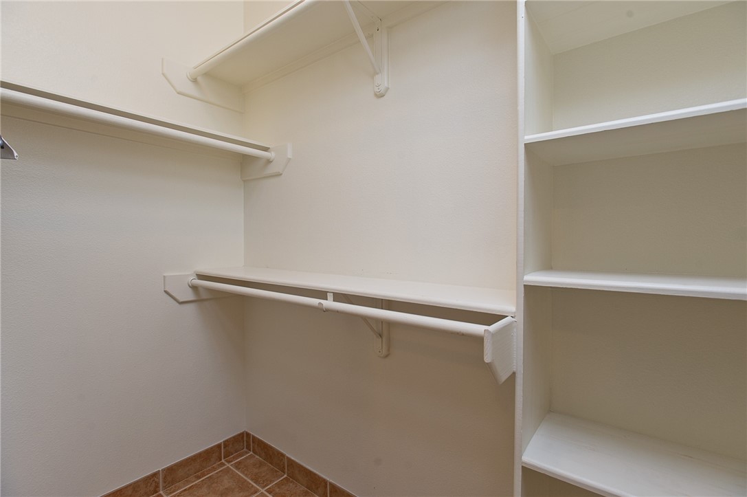 15110 Leeward Dr 203 Property Photo 16