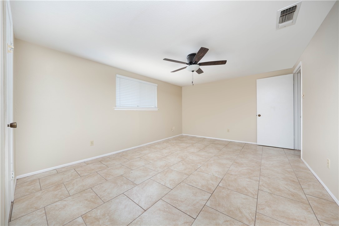 4034 Ogrady Dr 3 Property Photo 18