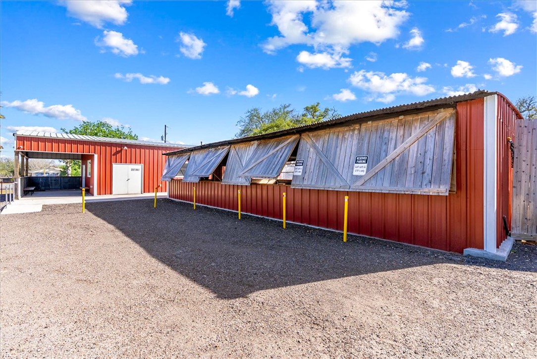 1200 Us-59 Property Photo 5