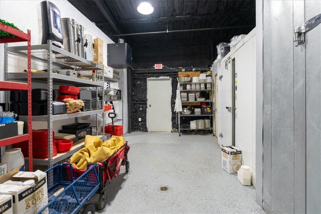 1200 Us-59 Property Photo 17