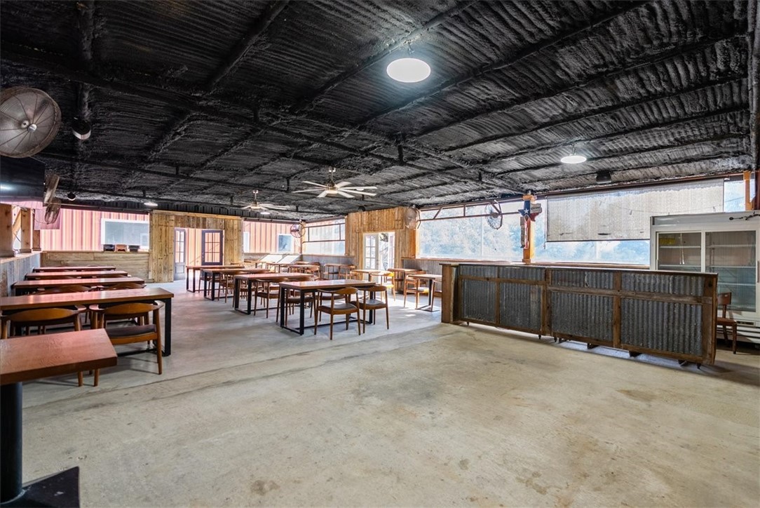 1200 Us-59 Property Photo 26