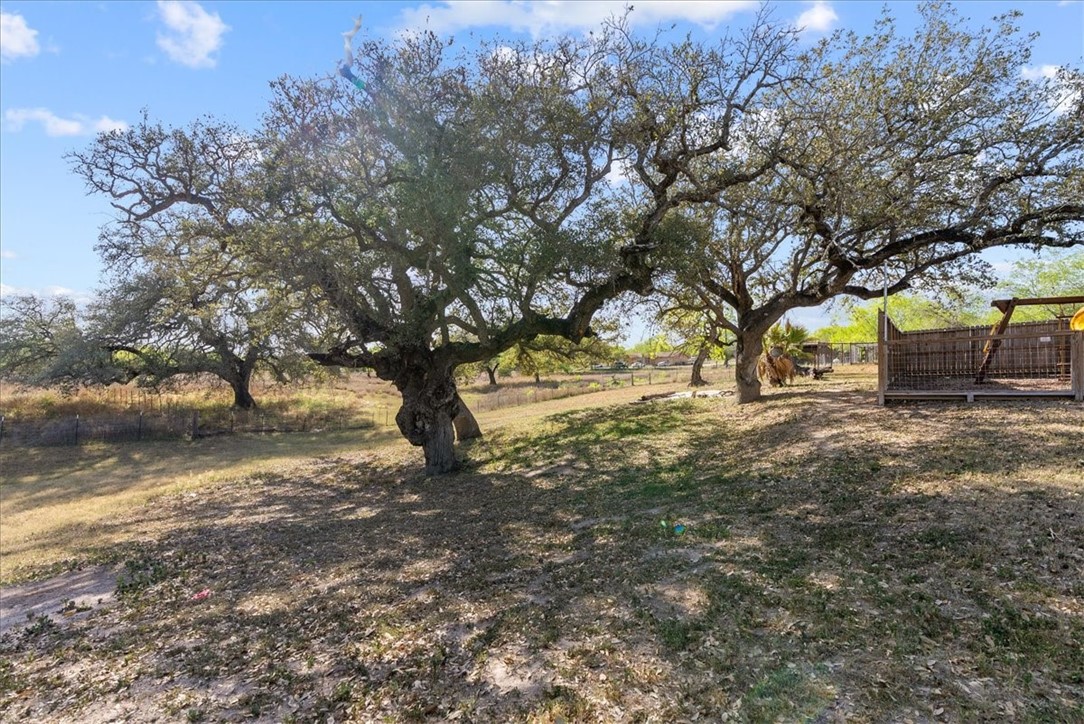 1200 Us-59 Property Photo 33