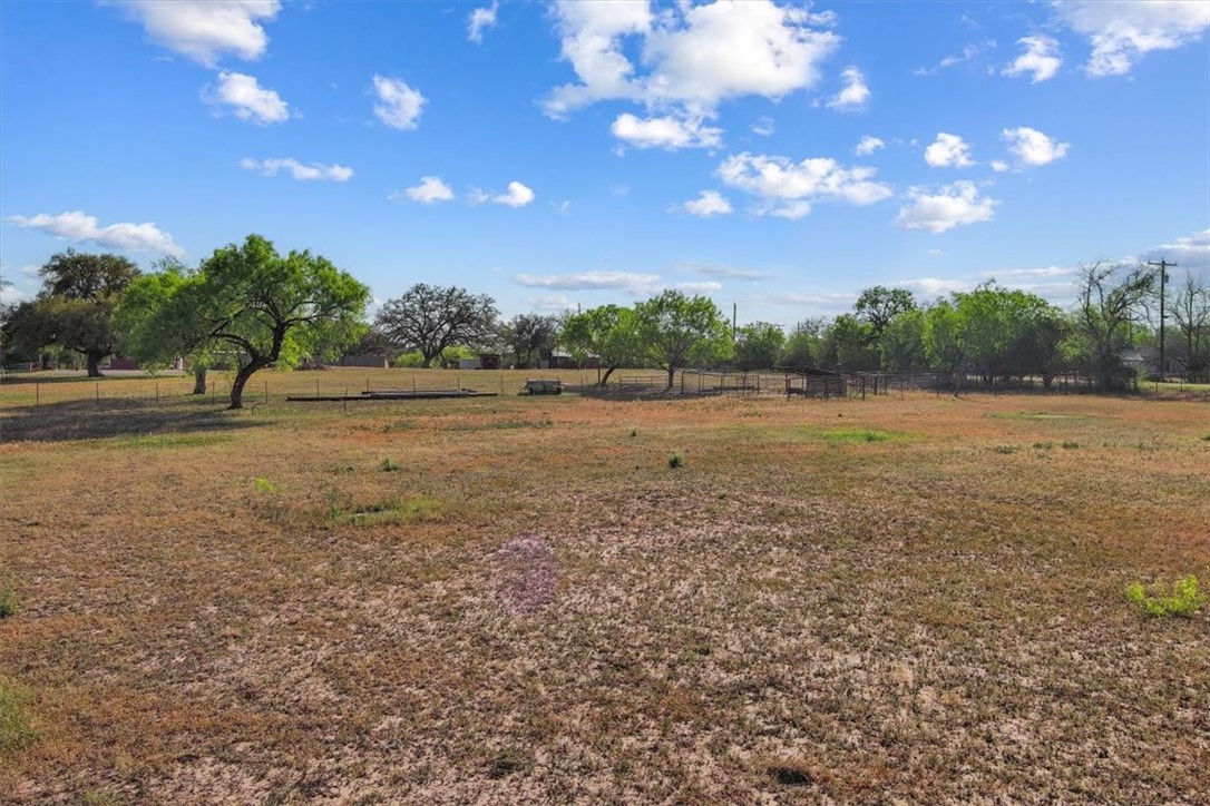 1200 Us-59 Property Photo 35