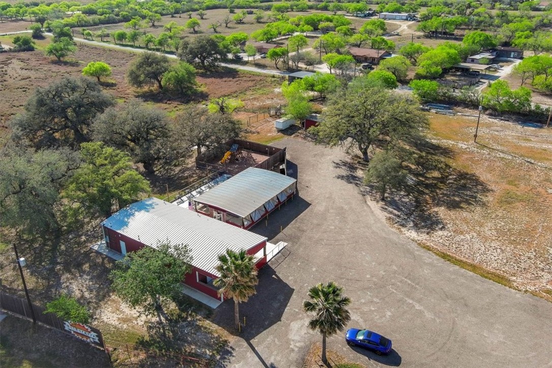 1200 Us-59 Property Photo 36
