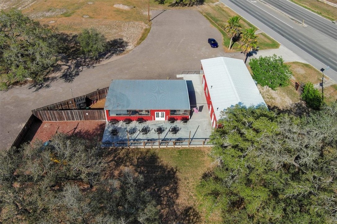 1200 Us-59 Property Photo 38