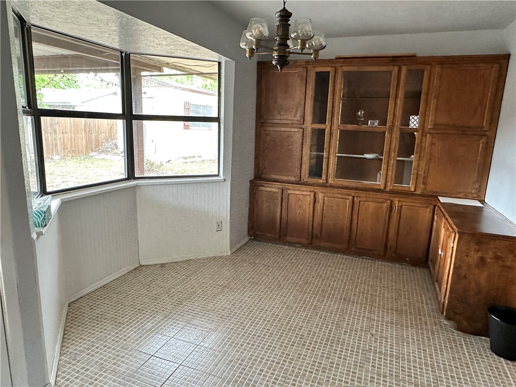 1314 E Cherrystone Dr Property Photo 6