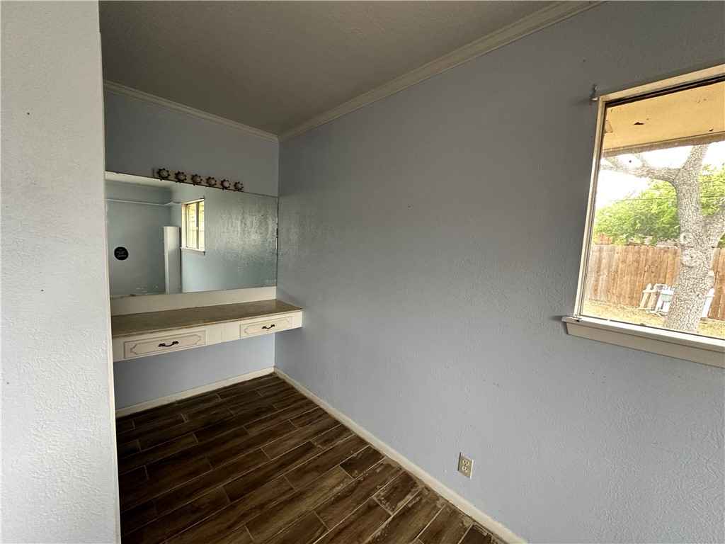 1314 E Cherrystone Dr Property Photo 17