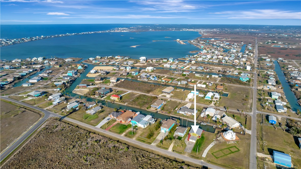 105 Copano Cove Property Photo 4