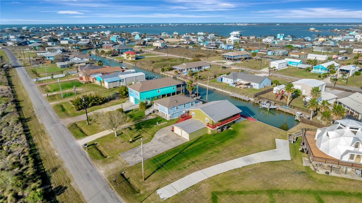 105 Copano Cove Property Photo 5