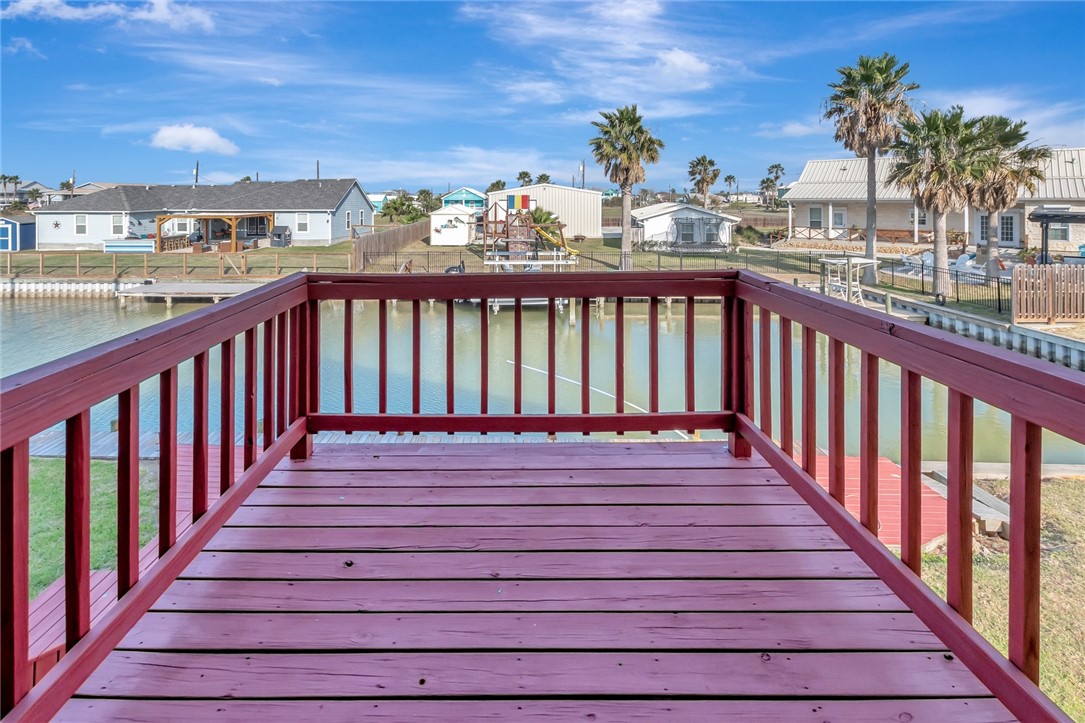105 Copano Cove Property Photo 18