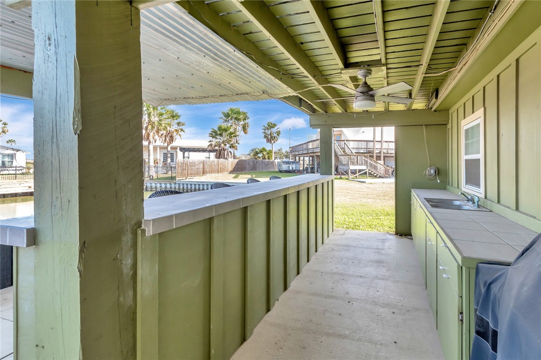105 Copano Cove Property Photo 28