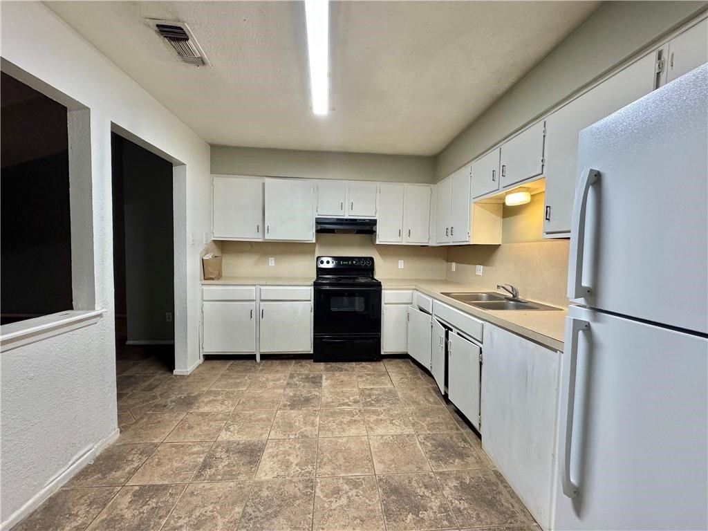 6624 Hardwick Dr A Property Photo 11