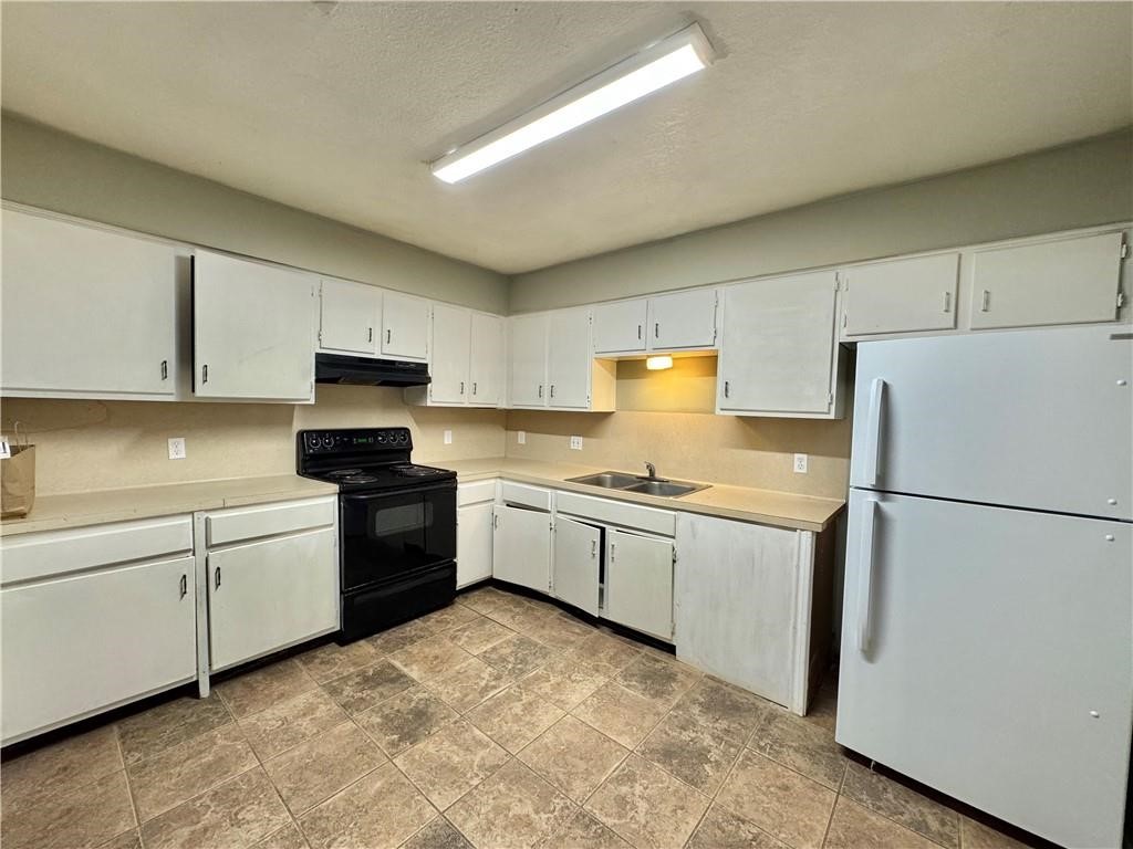 6624 Hardwick Dr A Property Photo 12
