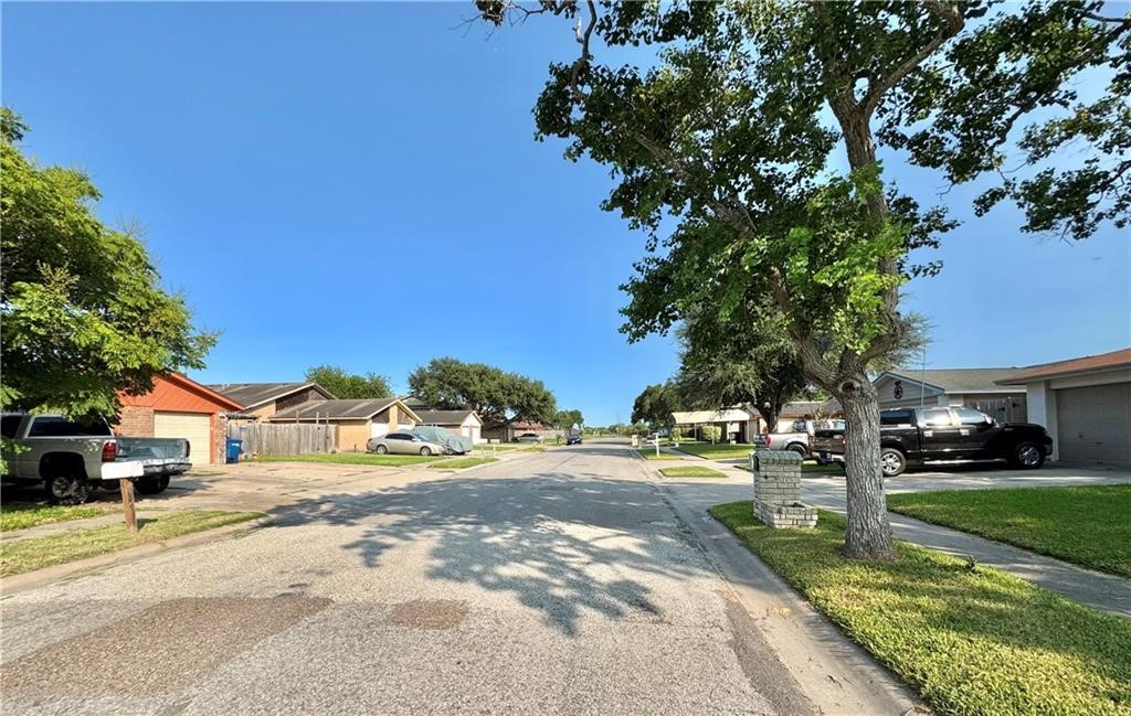 6624 Hardwick Dr A Property Photo 23