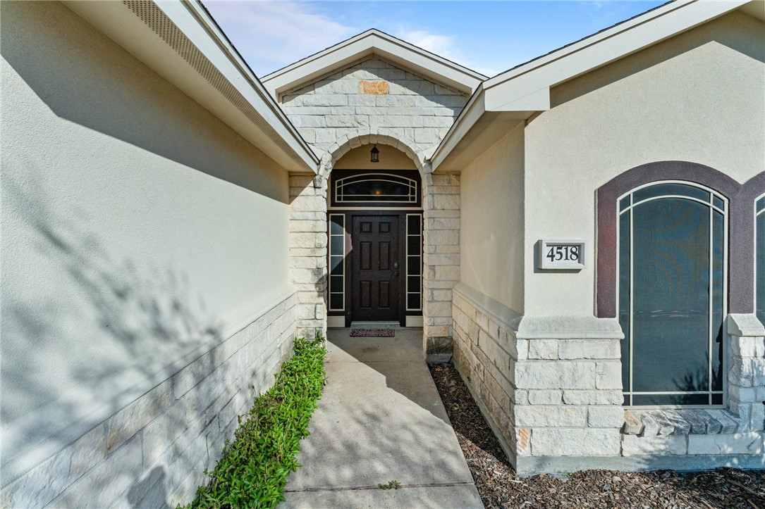 4518 Big Cyprus Property Photo 2