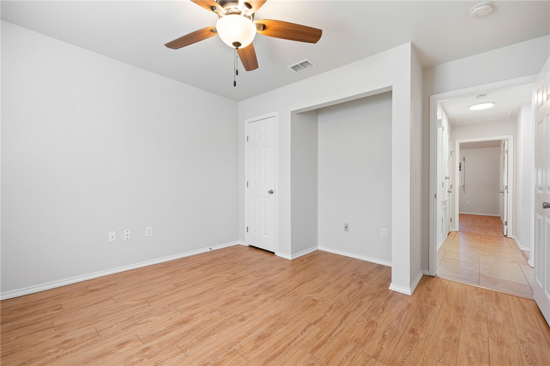 125 Breezy St Property Photo 22