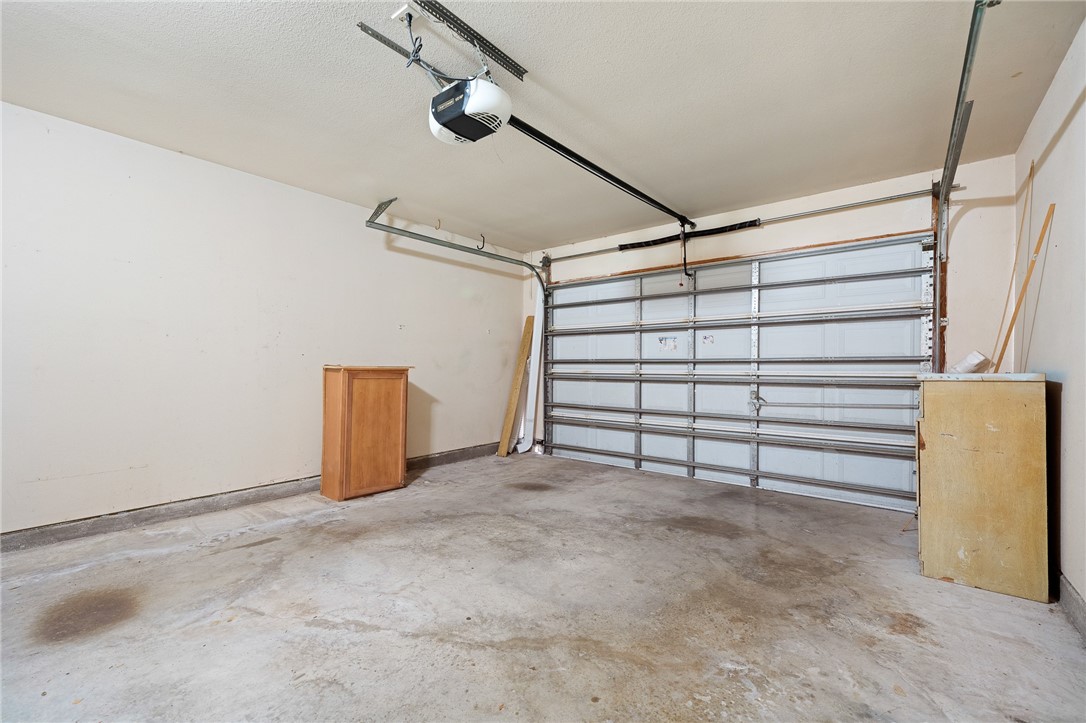 125 Breezy St Property Photo 25