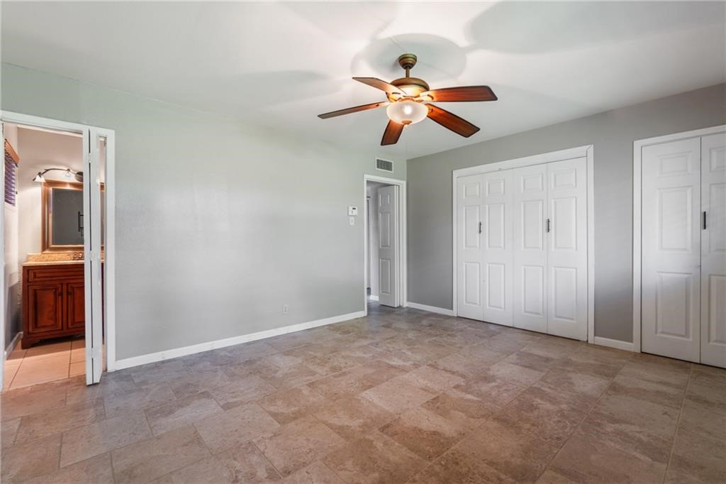 466 Barracuda Pl Property Photo 8