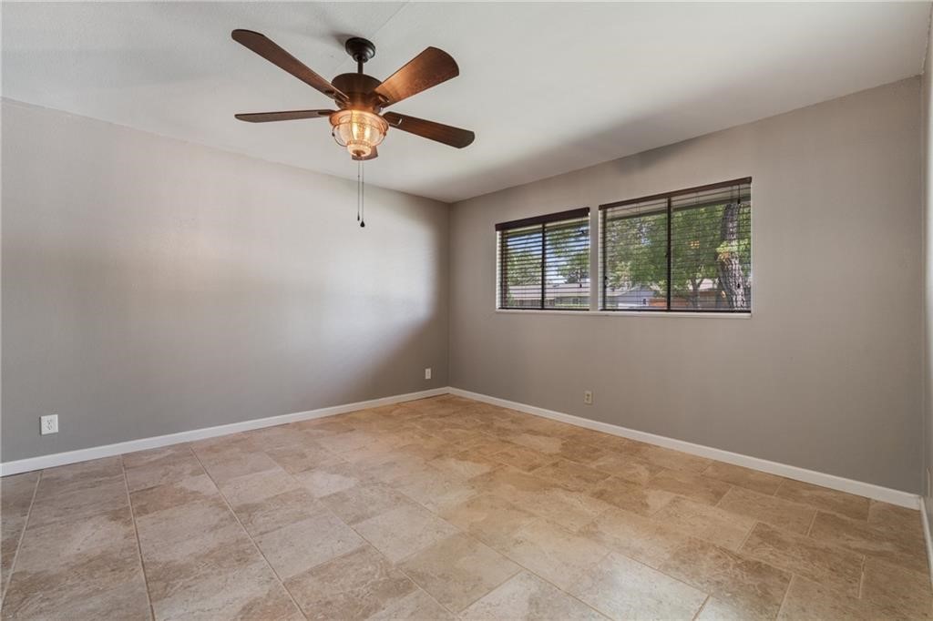466 Barracuda Pl Property Photo 12