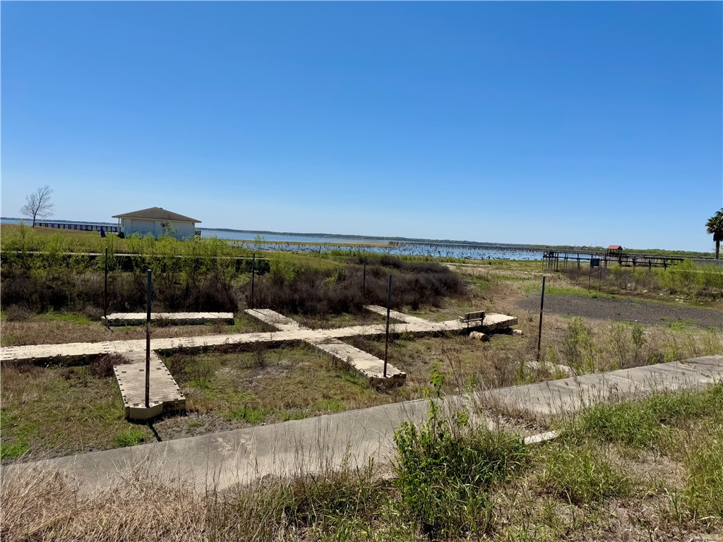 24551 La Ponderosa Dr. Property Photo 4