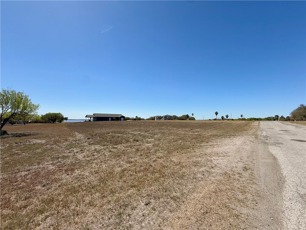 24455 La Ponderosa Dr. Property Photo 4