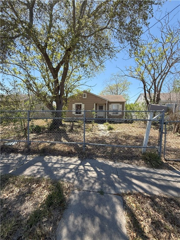 1449 16th St Property Photo 2