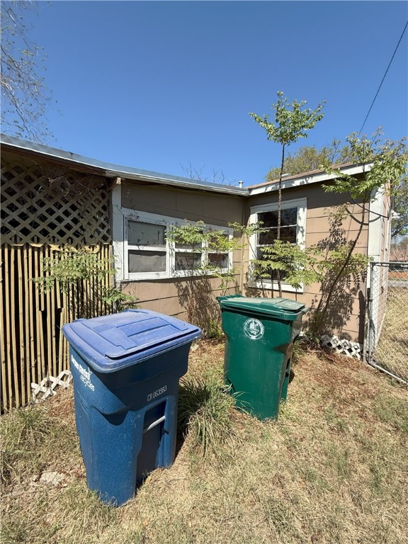 1449 16th St Property Photo 5