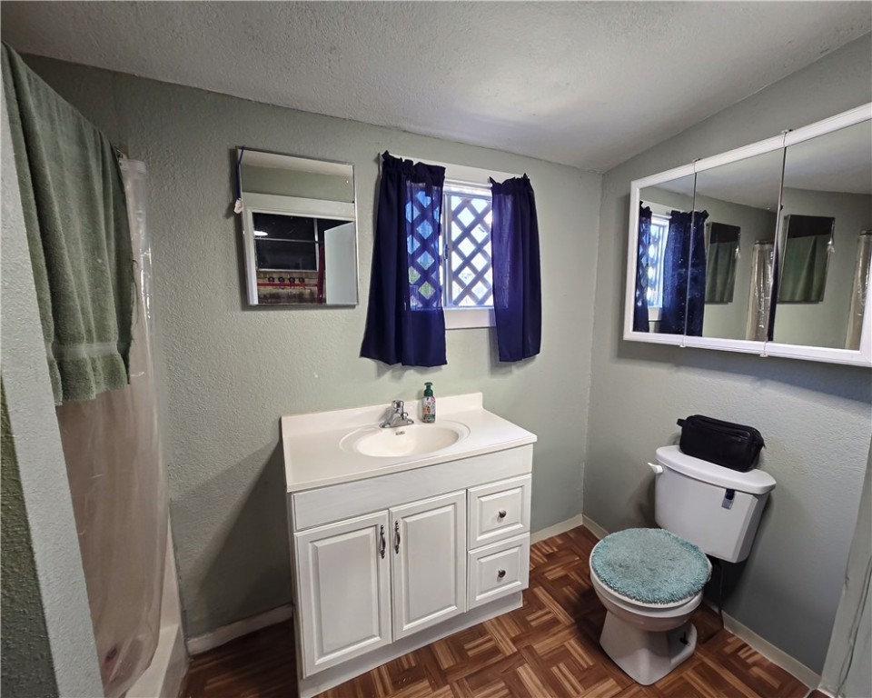 1025 Northcliff Dr Property Photo 11