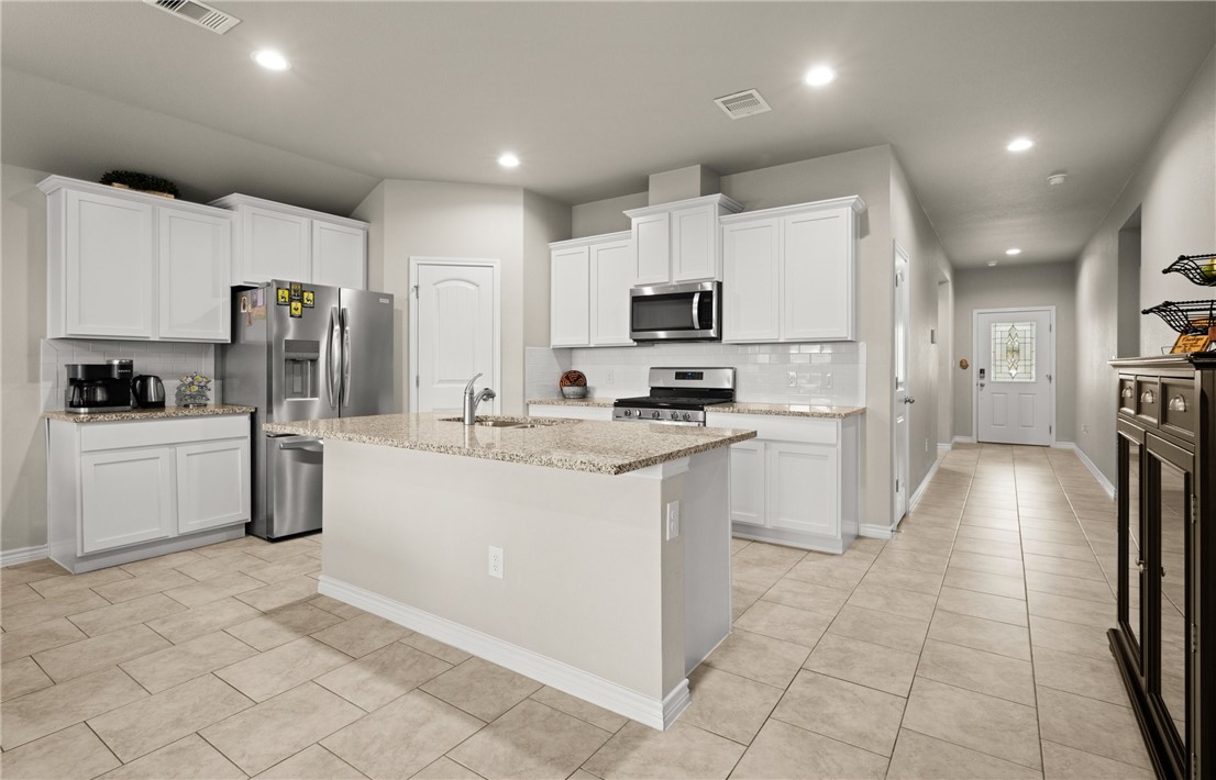2777 Eltonne Gardens Dr Property Photo 10