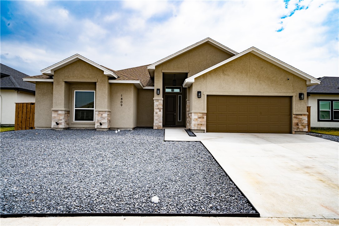 1409 Sansa St Property Photo