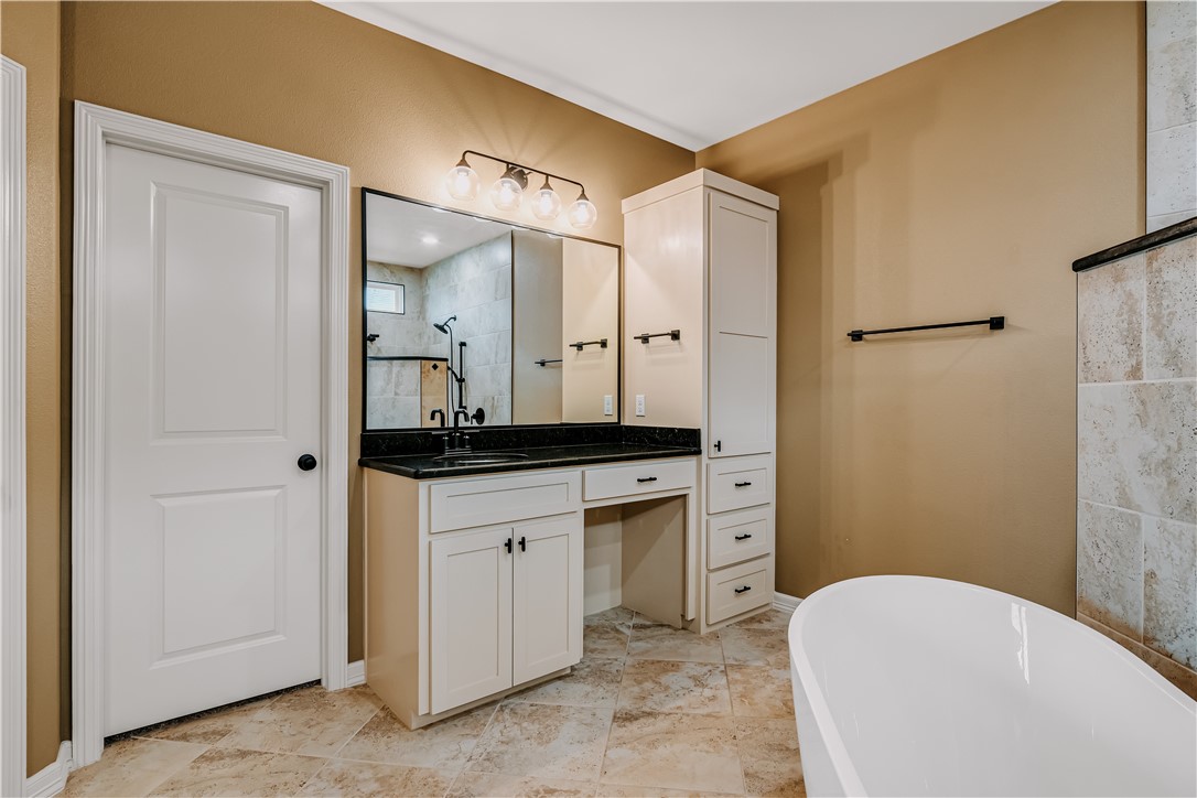 1409 Sansa St Property Photo 13