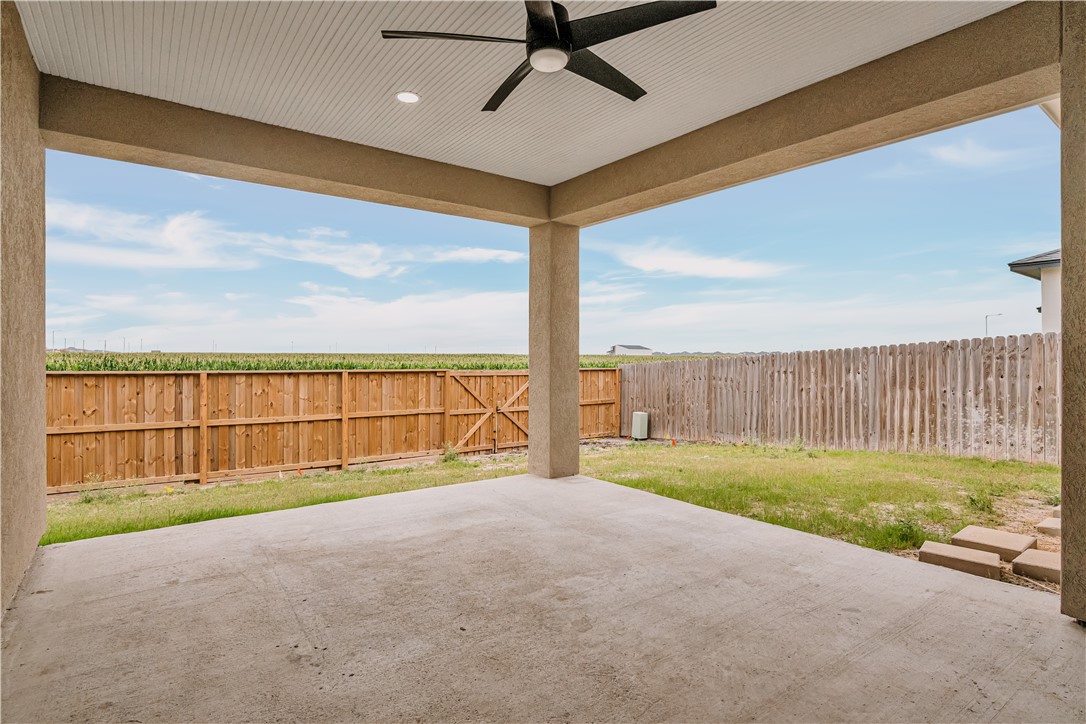 1409 Sansa St Property Photo 24