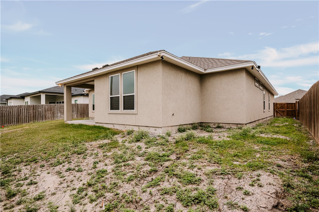 1409 Sansa St Property Photo 26
