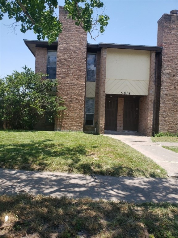 5014 Meandering Ln Property Photo