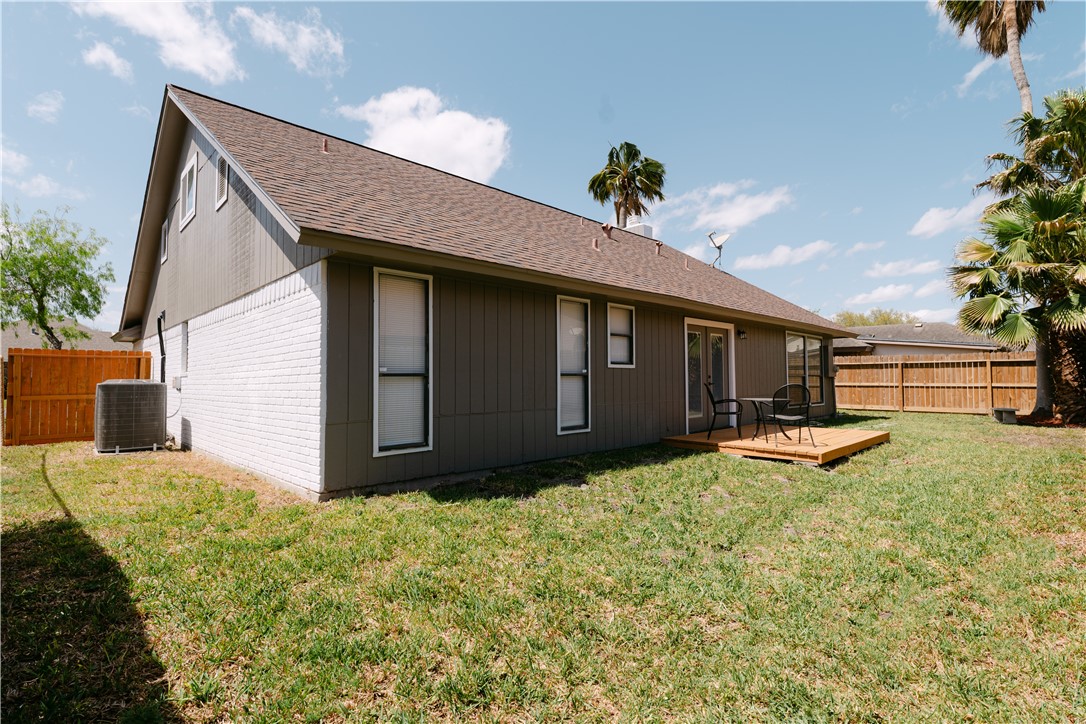 6726 Hunt Dr Property Photo 9