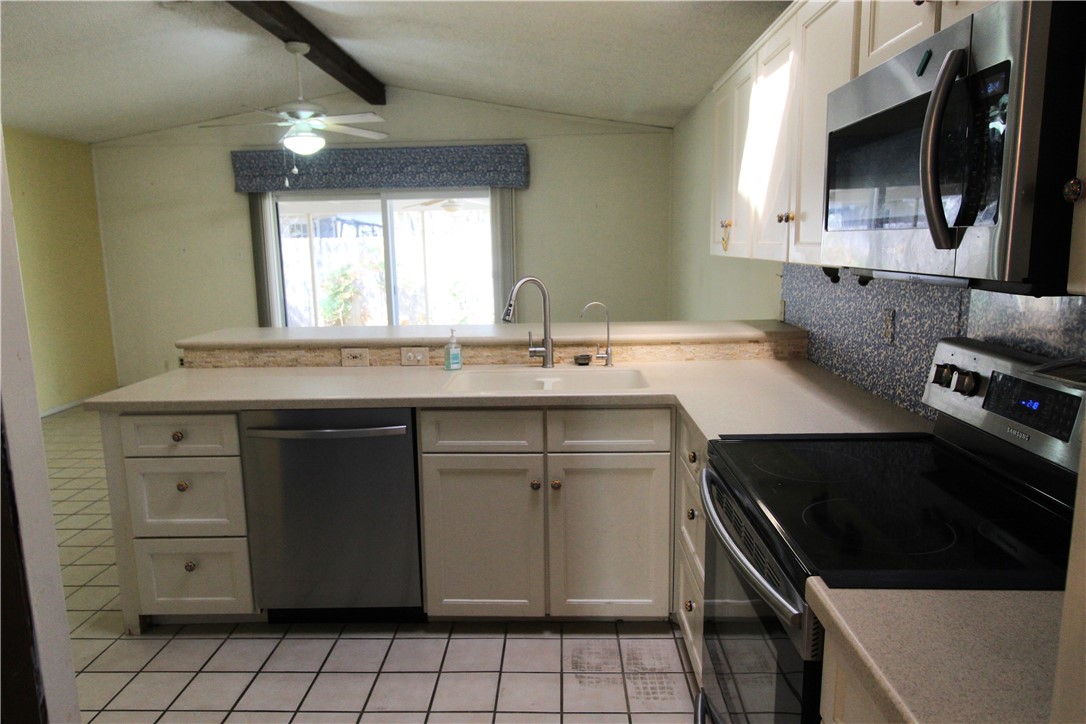 4915 Rockhurst St Property Photo 7