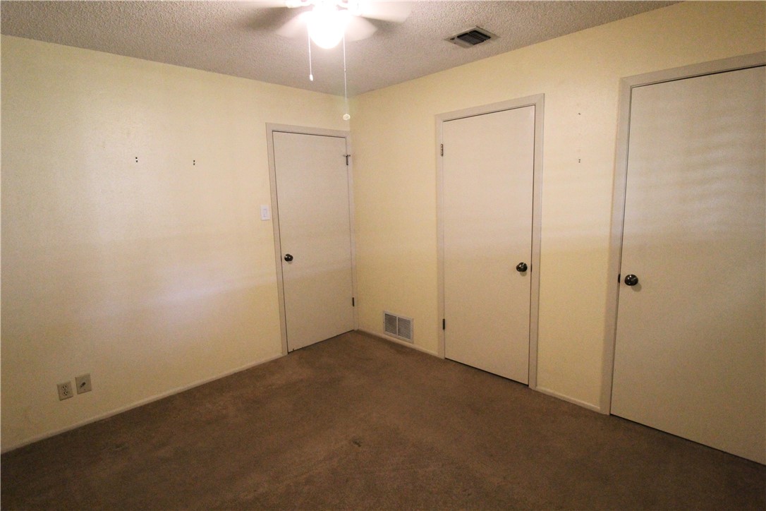 4915 Rockhurst St Property Photo 13